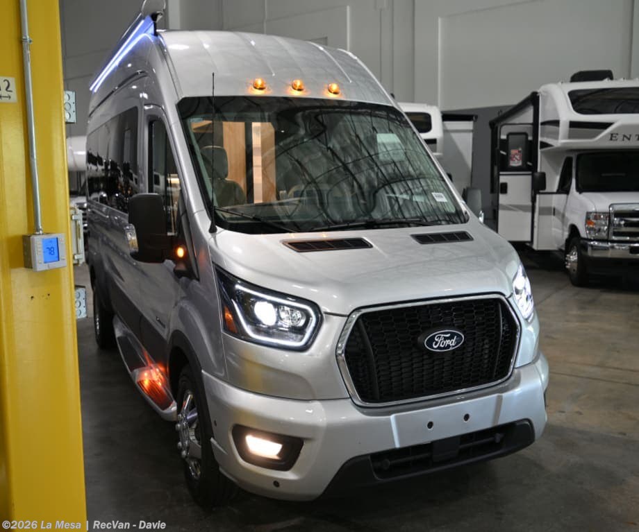 New 2027 Entegra Coach Expanse 21L available in Davie, Florida
