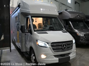New 2027 Tiffin Wayfarer 25RW available in Davie, Florida