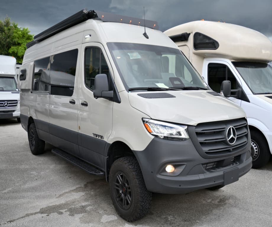 New 2027 Tiffin GH2 22SBV available in Davie, Florida