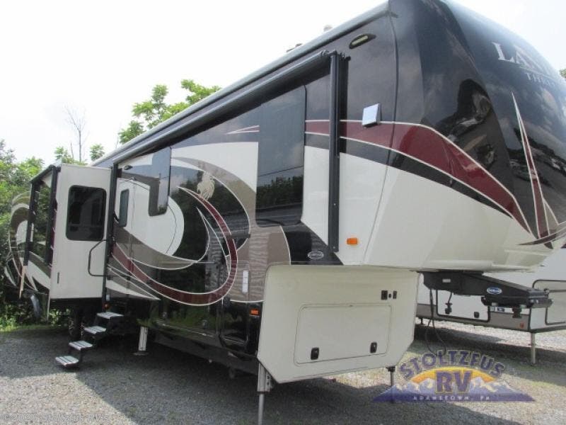 Used 2018 Heartland Landmark 365 Charleston available in Adamstown, Pennsylvania