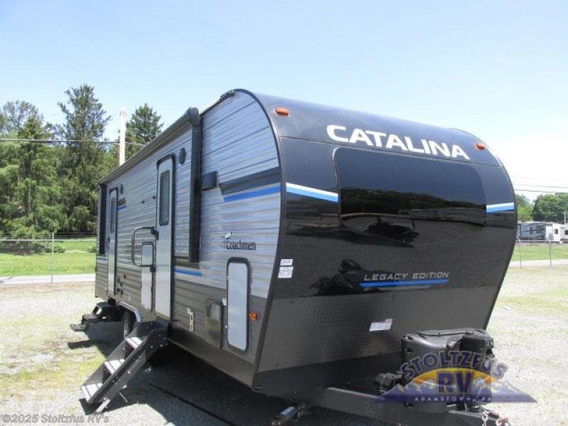 Used 2023 Coachmen Catalina Legacy 263FKDS available in Adamstown, Pennsylvania