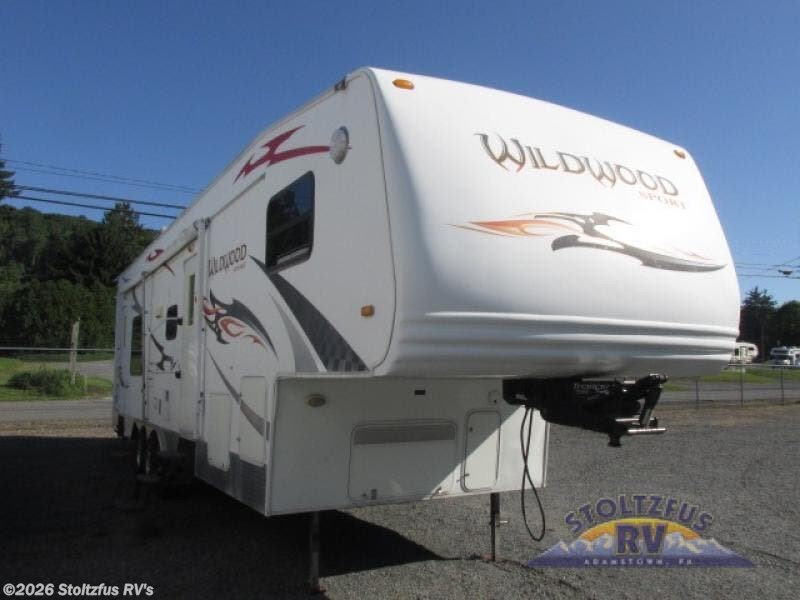 Used 2010 Forest River Wildwood Sport LE 356 SRV available in Adamstown, Pennsylvania