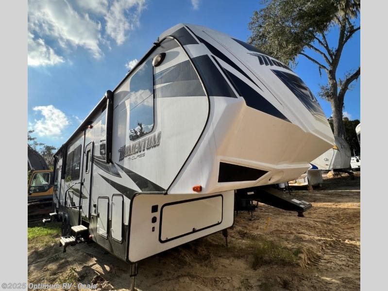  Used 2017 Grand Design Momentum M-Class 350M available in Ocala, Florida