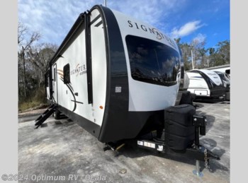 Used 2019 Forest River Rockwood Signature Ultra Lite 8329SS available in Ocala, Florida