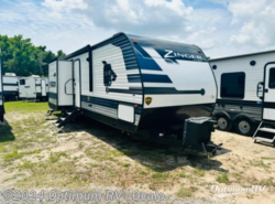 Used 2021 CrossRoads Zinger ZR331BH available in Ocala, Florida