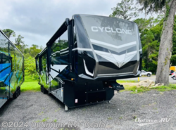 New 2025 Heartland Cyclone 4014C available in Ocala, Florida