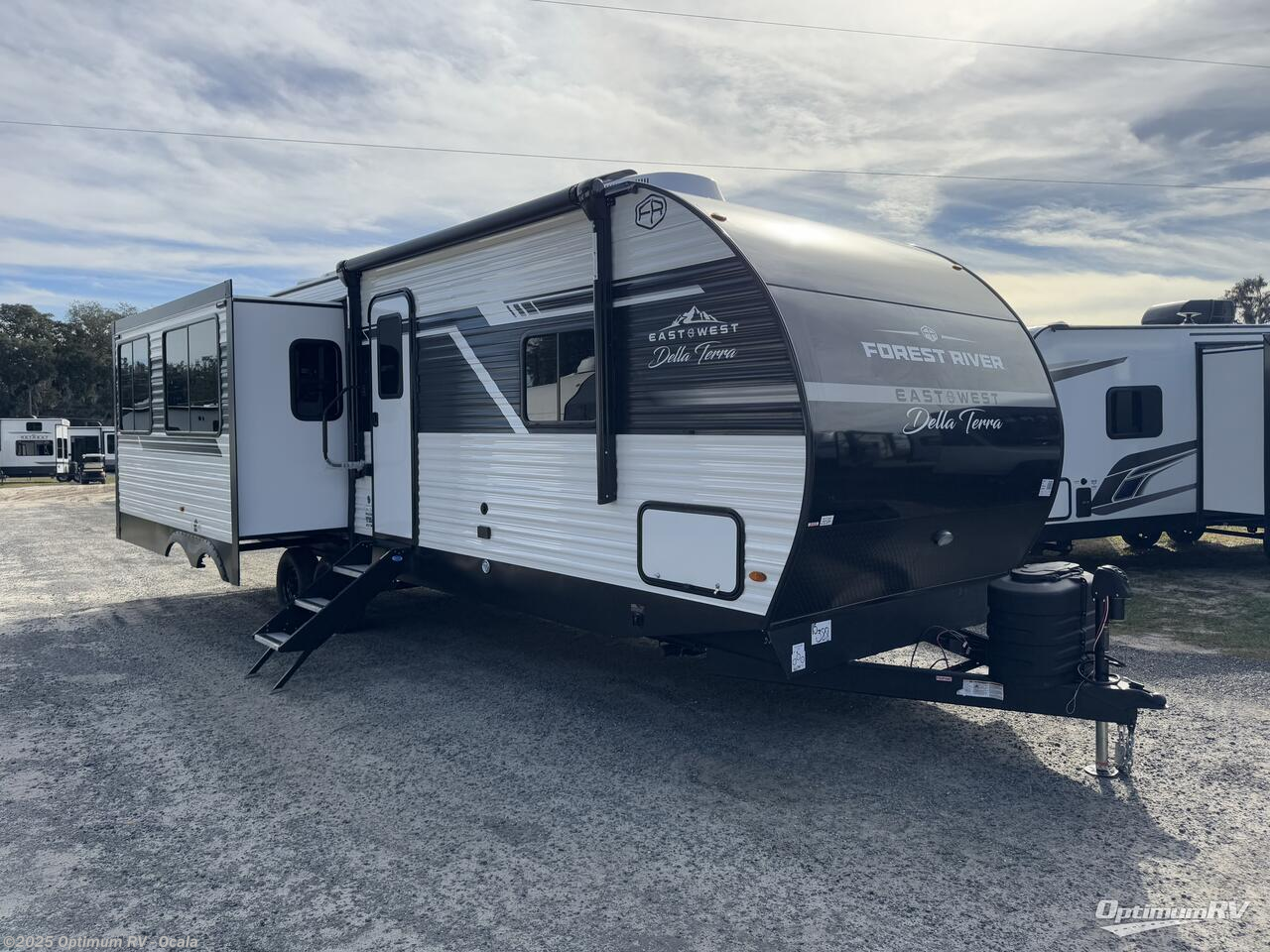 New 2025 East to West Della Terra 272RL available in Ocala, Florida