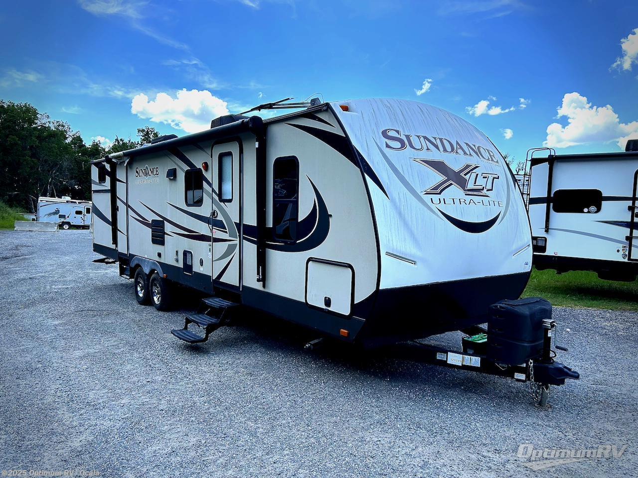 Used 2016 Heartland Sundance XLT 312 BH available in Ocala, Florida