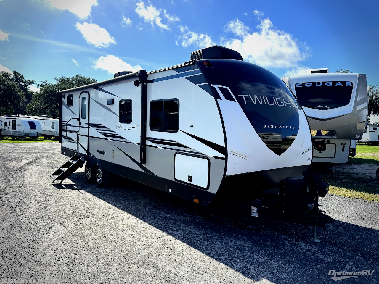 Used 2022 Cruiser RV Twilight Signature TWS 2580 available in Ocala, Florida