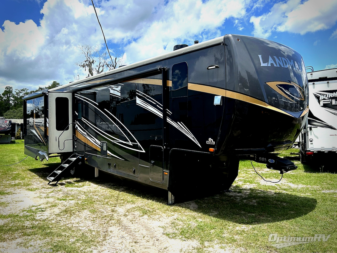 Used 2023 Heartland Landmark Newport available in Ocala, Florida