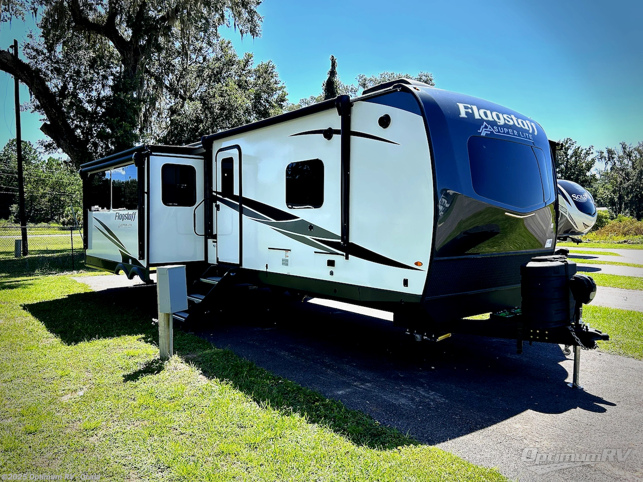 Used 2024 Forest River Flagstaff Super Lite 29RLBS available in Ocala, Florida