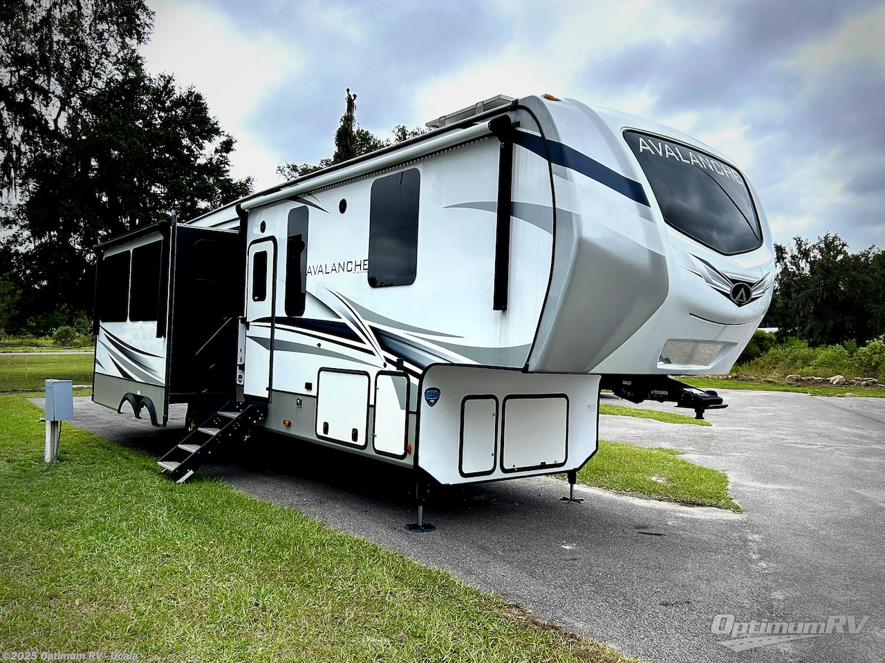 Used 2022 Keystone Avalanche 312RS available in Ocala, Florida