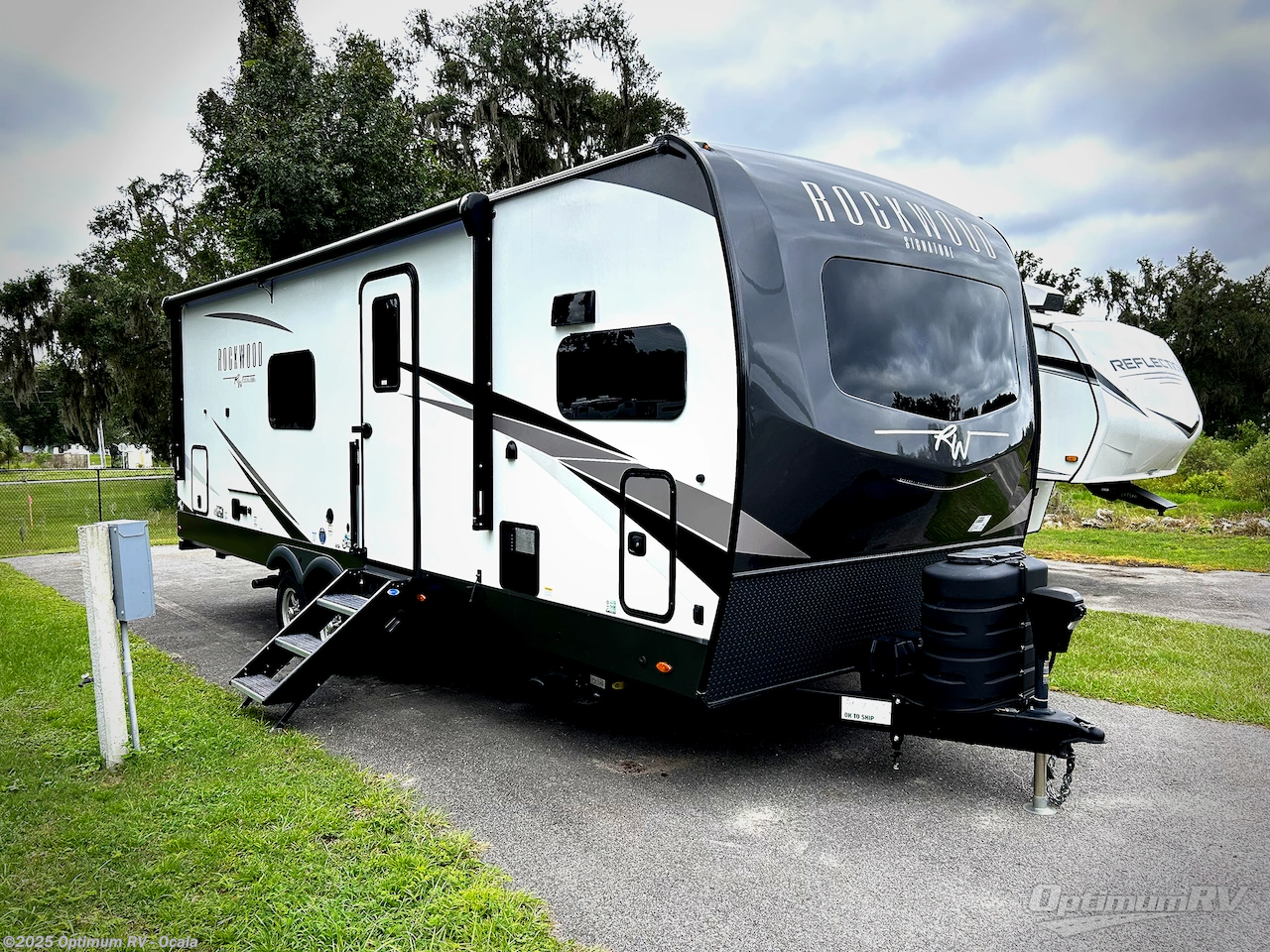 Used 2024 Forest River Rockwood Signature 8263MBR available in Ocala, Florida