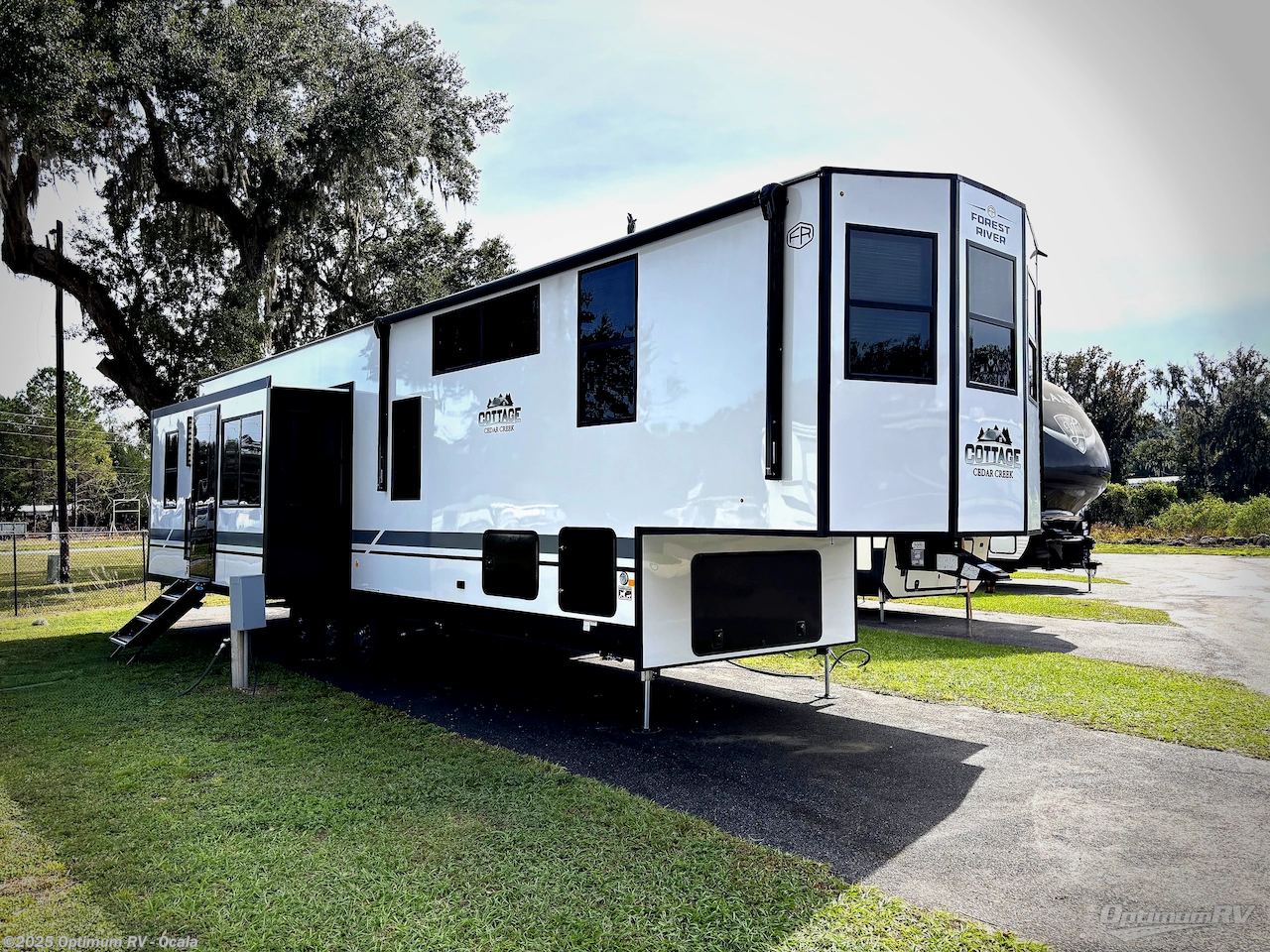 New 2026 Forest River Cedar Creek Cottage Fifth Wheels 412FWC available in Ocala, Florida