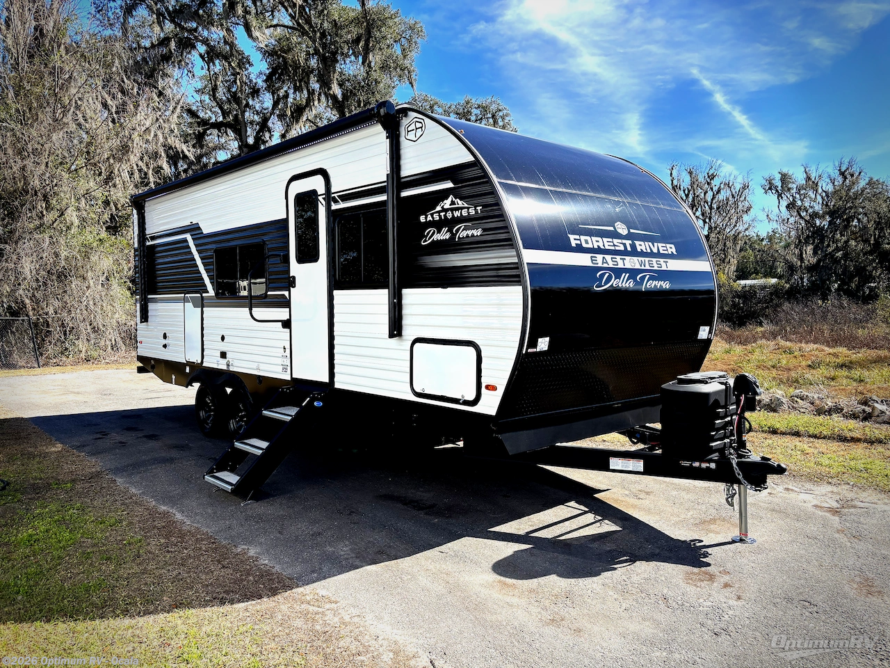 New 2026 East to West Della Terra 221ML available in Ocala, Florida