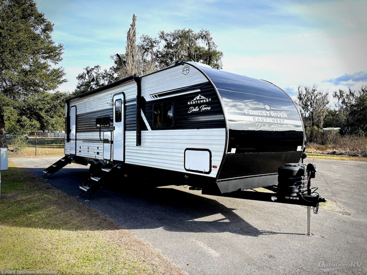 New 2026 East to West Della Terra 275BH available in Ocala, Florida