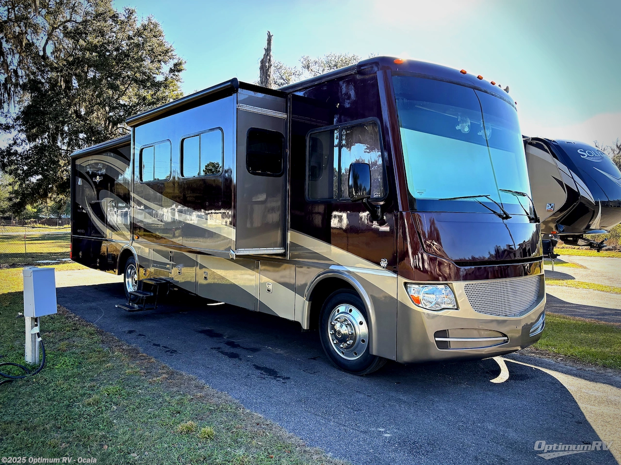Used 2015 Itasca Sunova 35G available in Ocala, Florida