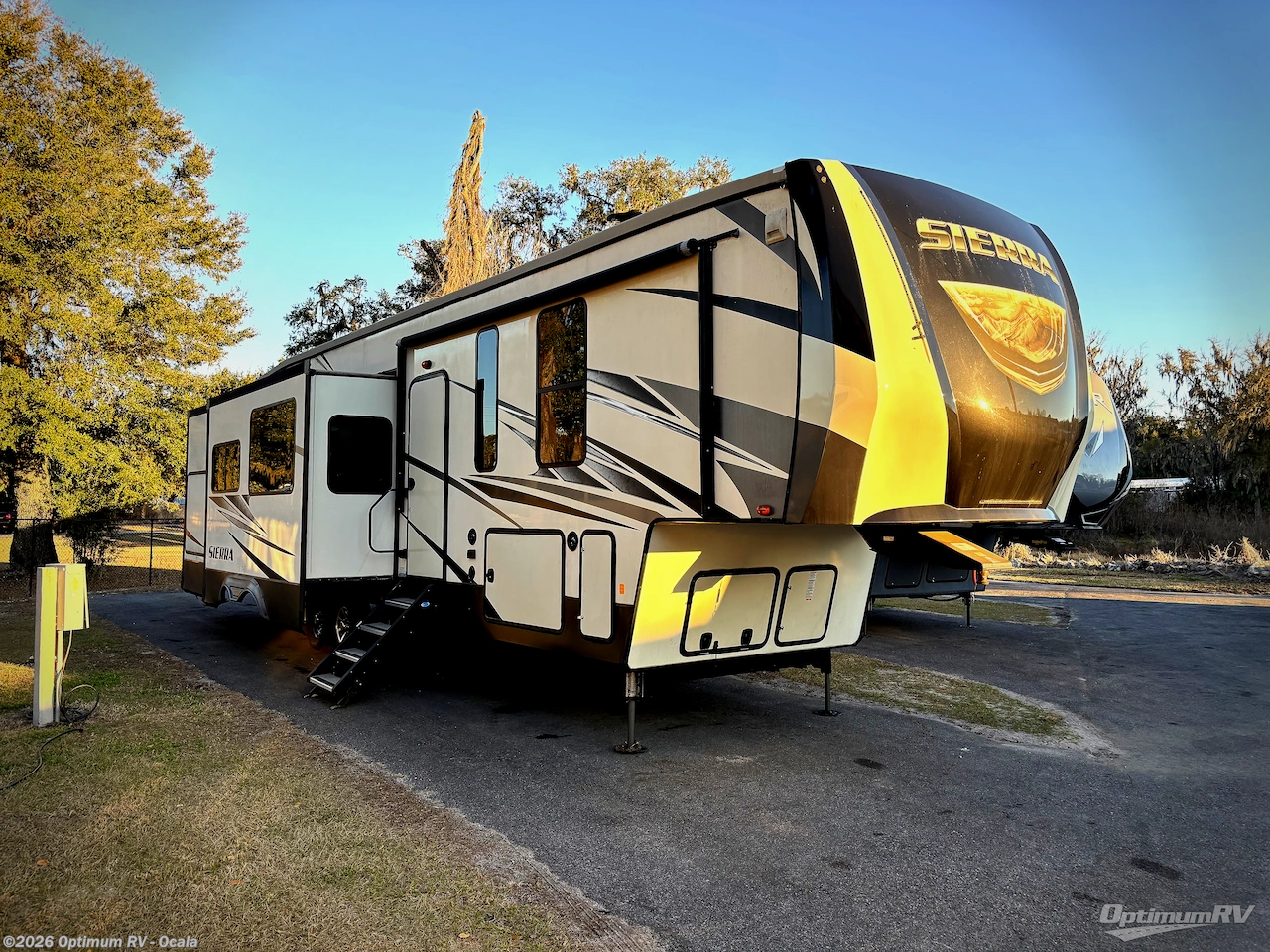 Used 2019 Forest River Sierra 387MKOK available in Ocala, Florida