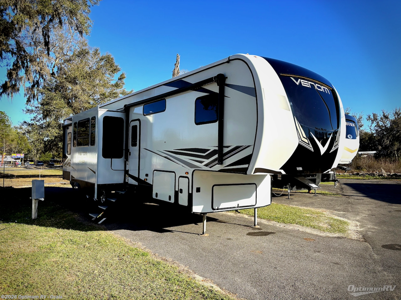 Used 2022 K-Z Venom V-Series V3916TK available in Ocala, Florida