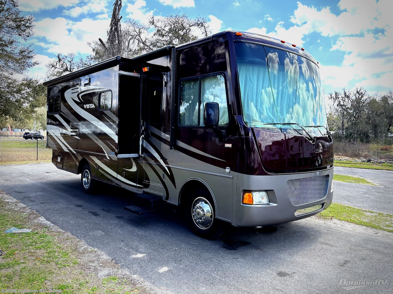 Used 2014 Winnebago Vista 35F available in Ocala, Florida