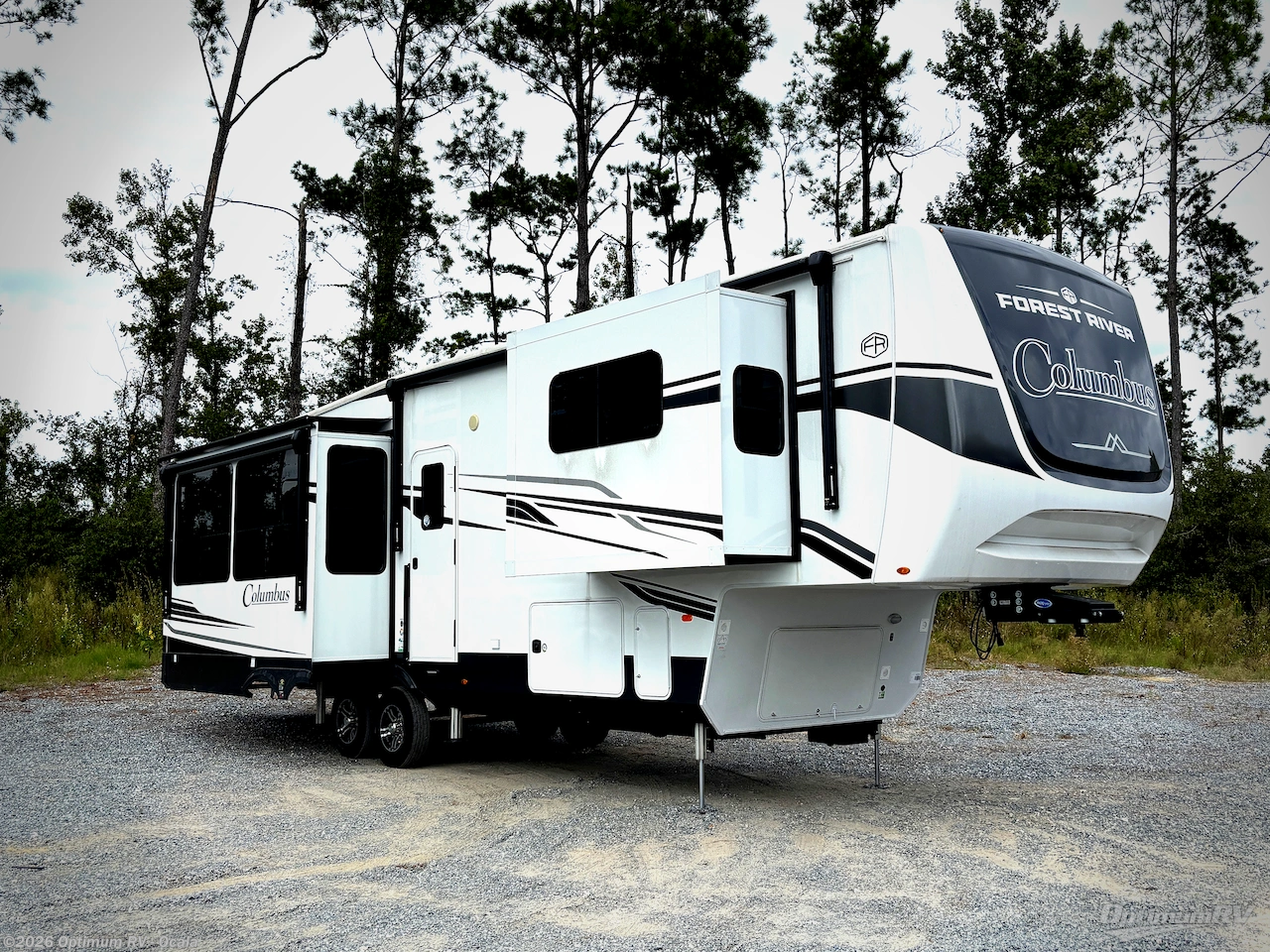 New 2025 Palomino Columbus 380RL available in Ocala, Florida