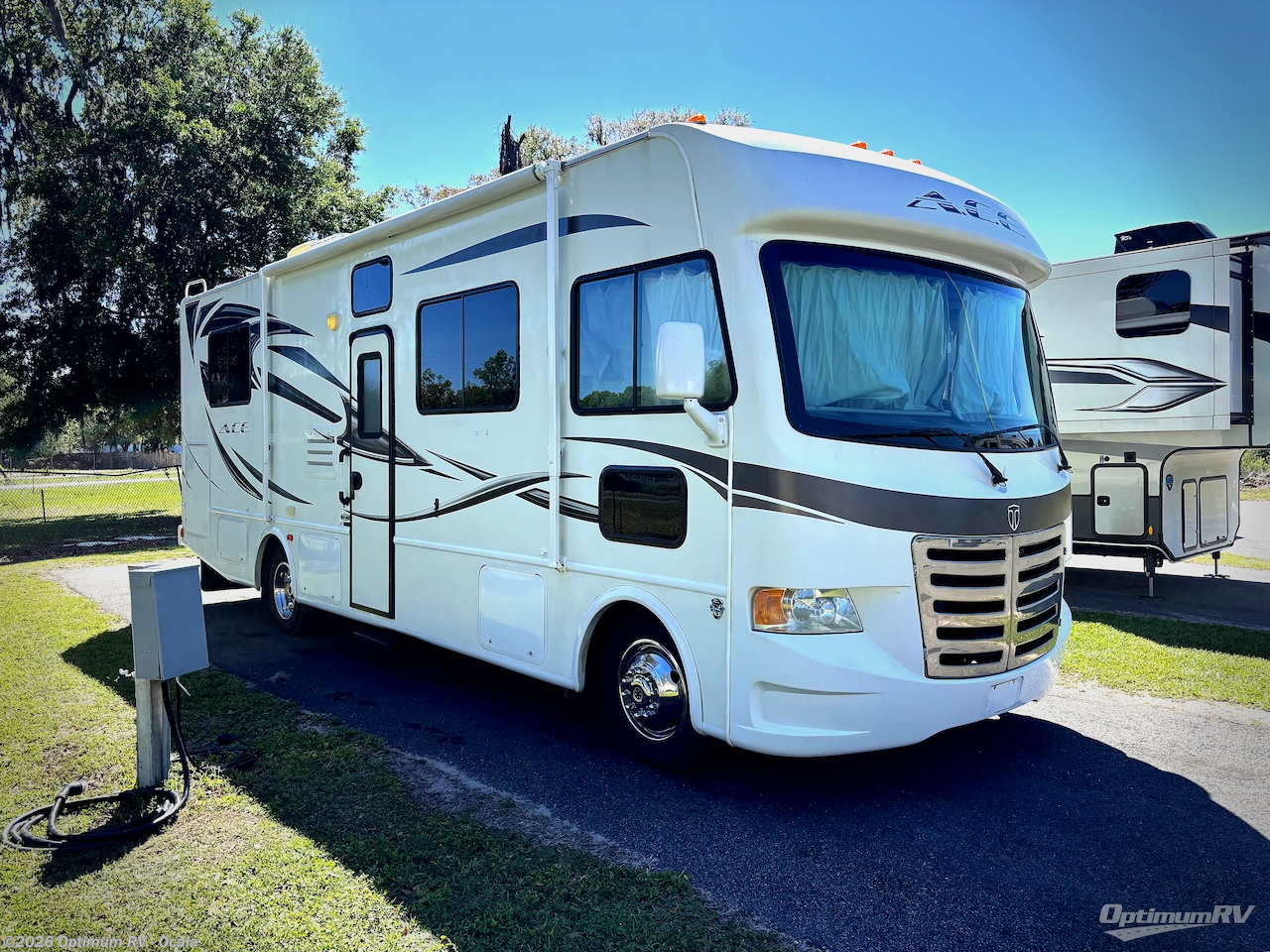 Used 2011 Thor  ACE 29 1 available in Ocala, Florida