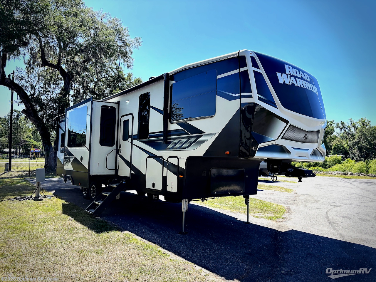 Used 2022 Heartland Road Warrior 375 available in Ocala, Florida