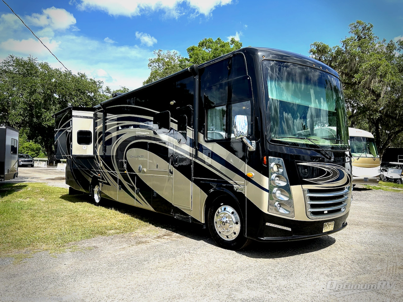 Used 2018 Damon Challenger 37LX available in Ocala, Florida