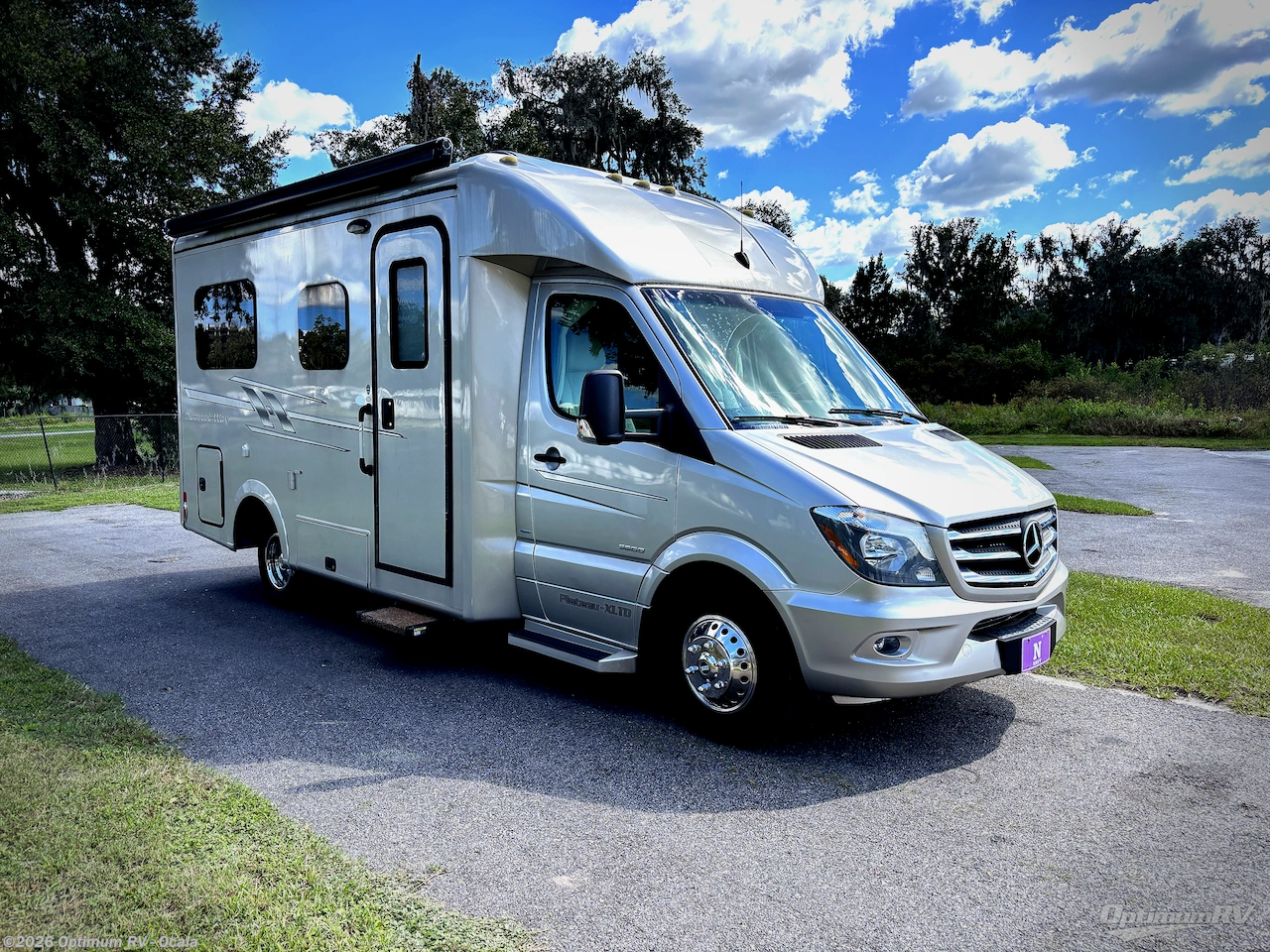 Used 2016  Pleasure-Way Plateau XL Std. Model by Pleasure-Way from Optimum RV - Ocala in Ocala, FL