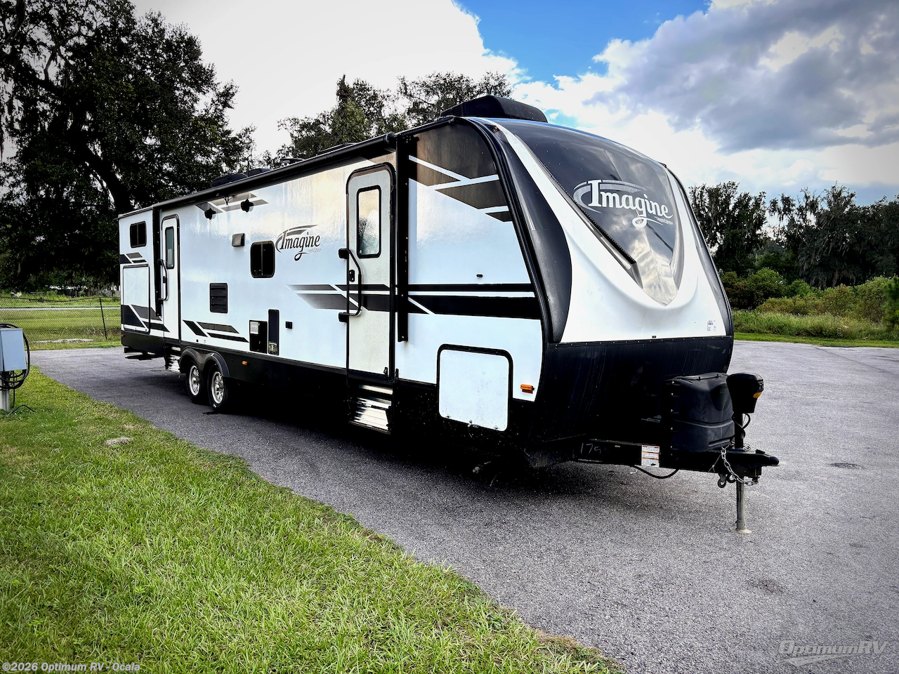 Used 2019 Grand Design Imagine 3170BH available in Ocala, Florida