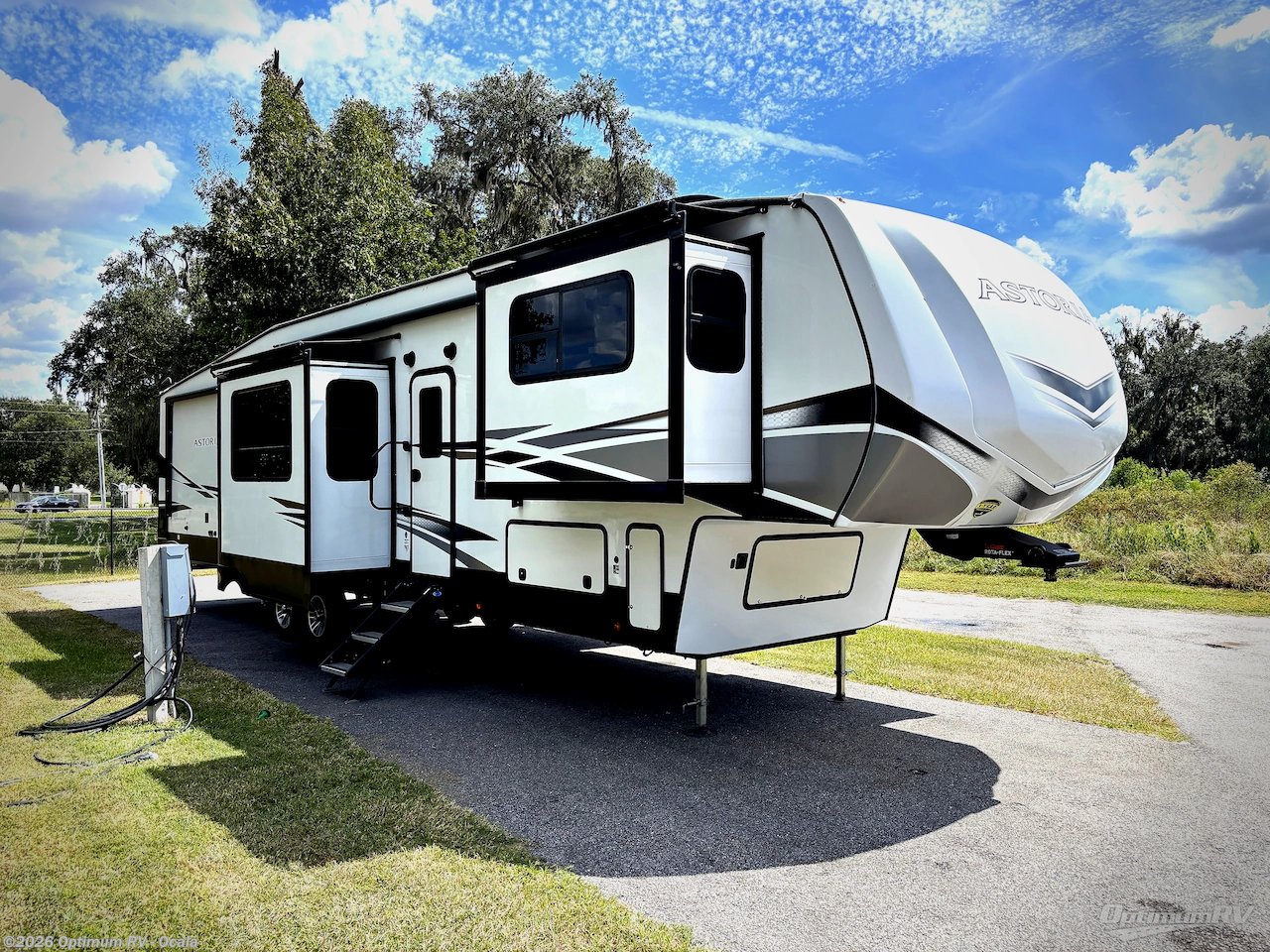 Used 2023 Dutchmen Astoria 3803FLP available in Ocala, Florida