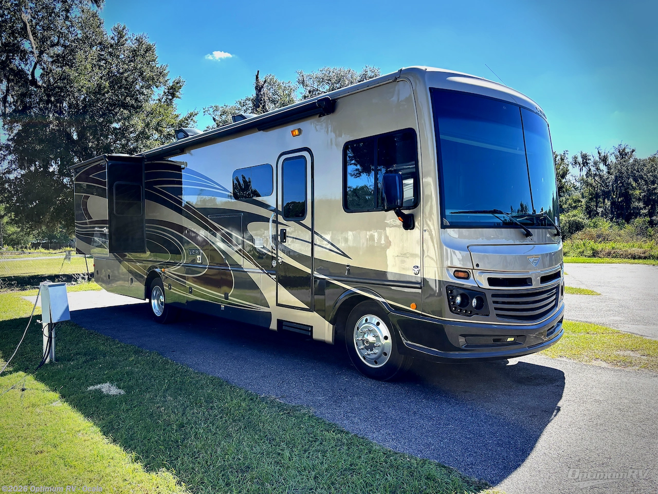 Used 2018  Fleetwood Bounder 34S by Fleetwood from Optimum RV - Ocala in Ocala, FL