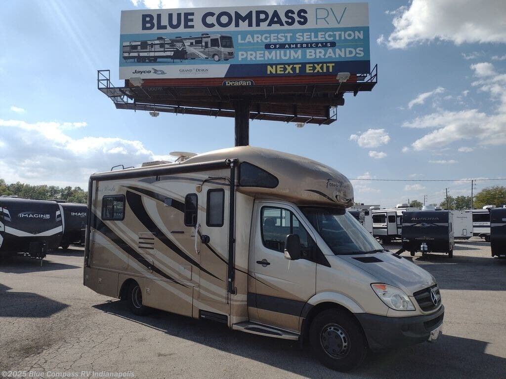 Used 2009 Four Winds International Four Winds Siesta 24SA available in Indianapolis, Indiana