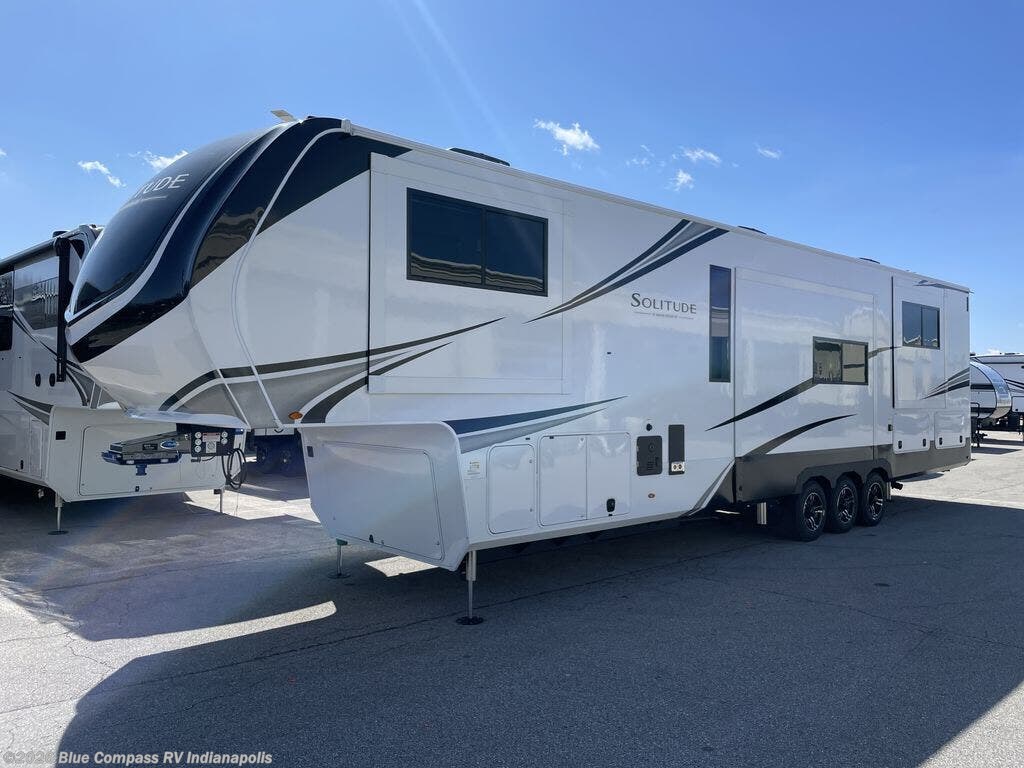 New 2026 Grand Design Solitude 414LJMJ available in Indianapolis, Indiana