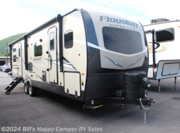 Used 2021 Forest River Flagstaff Super Lite 27BHWS available in Mill Hall, Pennsylvania
