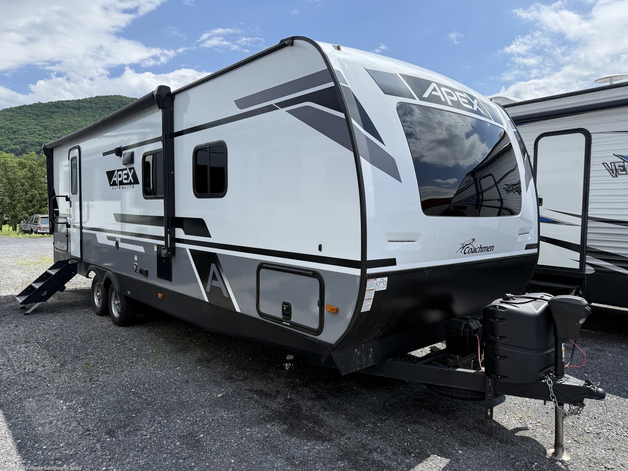 Used 2023 Coachmen Apex Ultra-Lite 265 RBSS available in Mill Hall, Pennsylvania