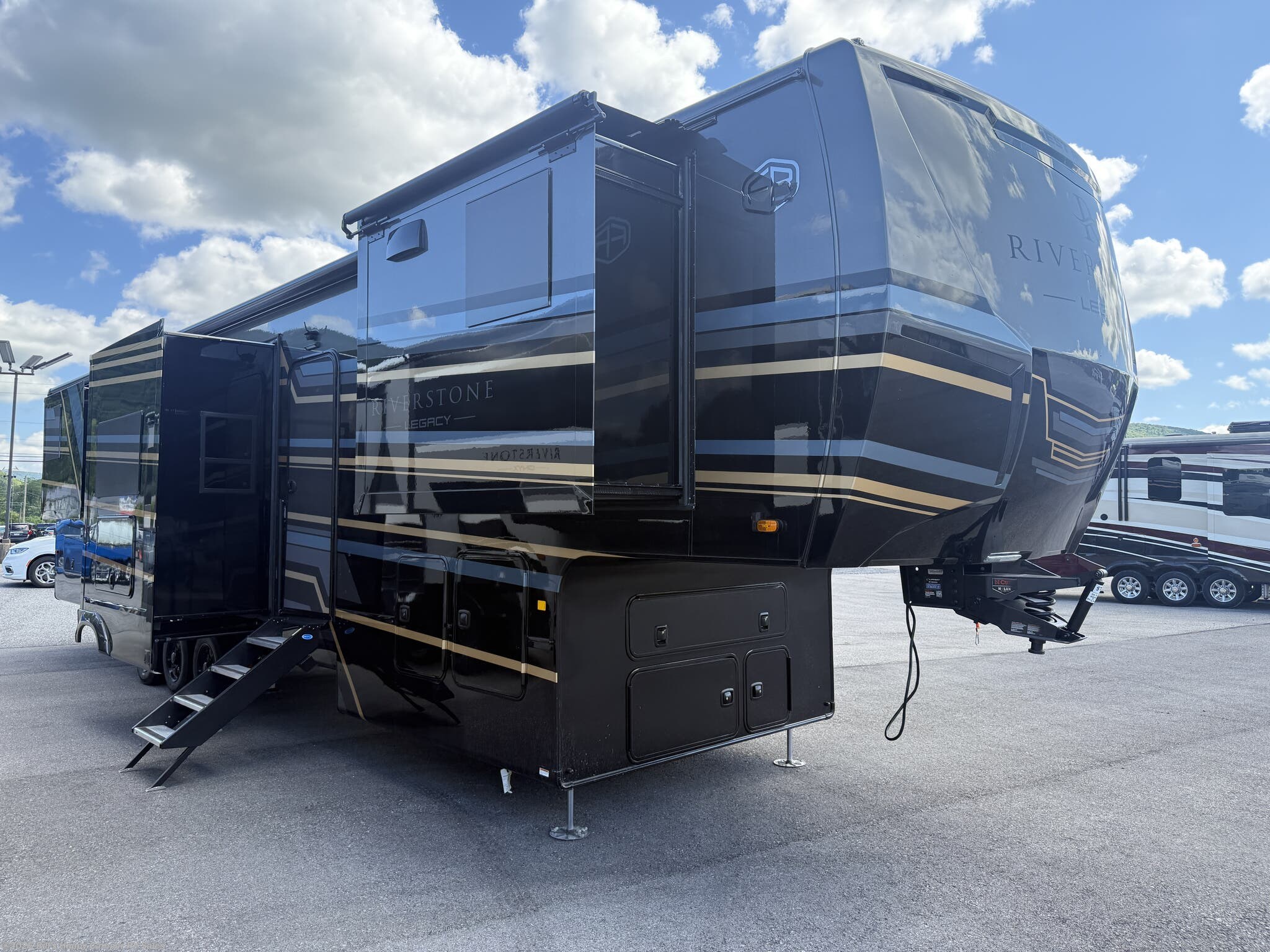 New 2027 Forest River Riverstone Legacy 421FK available in Mill Hall, Pennsylvania