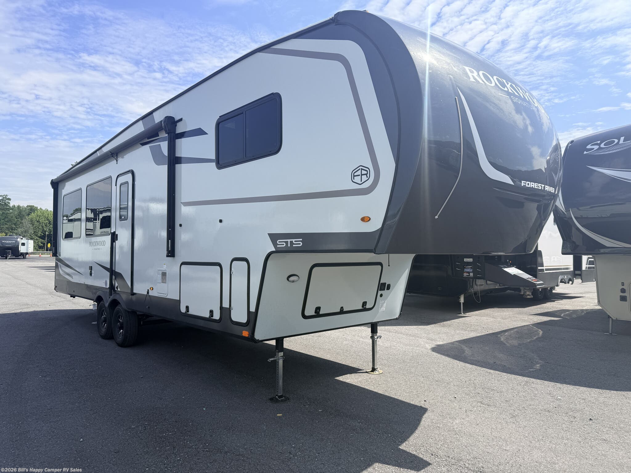 New 2027 Forest River Rockwood Signature 332SRL available in Mill Hall, Pennsylvania