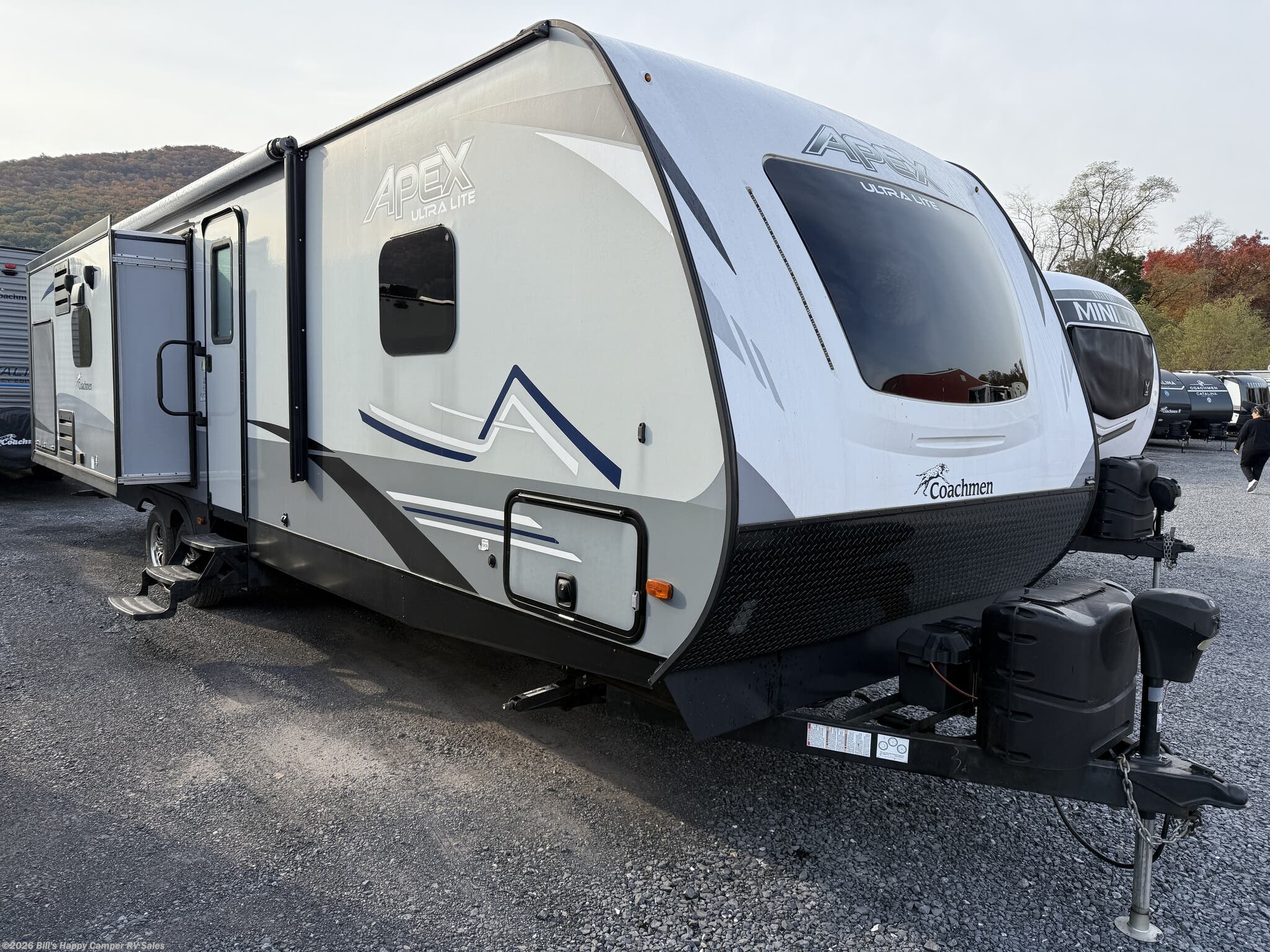 Used 2020  Coachmen Apex Ultra-Lite 293RLDS by Coachmen from Bill's Happy Camper RV Sales in Mill Hall, PA