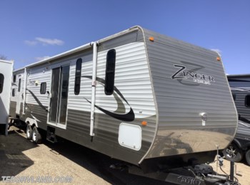 Used 2015 CrossRoads Zinger ZT39TS available in Paynesville, Minnesota