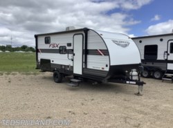 Used 2021 Forest River Wildwood FSX 178BHSK available in Paynesville, Minnesota