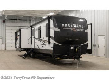 New 2022 Forest River Rockwood Signature Ultra Lite 8332SB available in Grand Rapids, Michigan