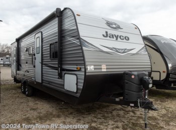 Used 2021 Jayco Jay Flight 28BHBE available in Grand Rapids, Michigan