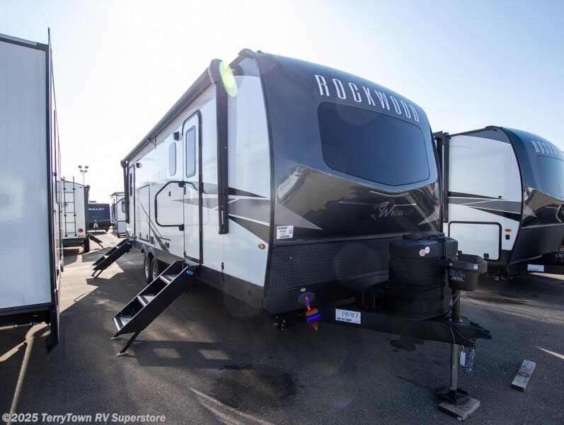 New 2025 Forest River Rockwood Ultra Lite 2614BS available in Grand Rapids, Michigan