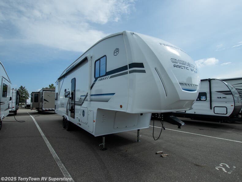 New 2026 Forest River Cherokee Arctic Wolf 285OPT available in Grand Rapids, Michigan