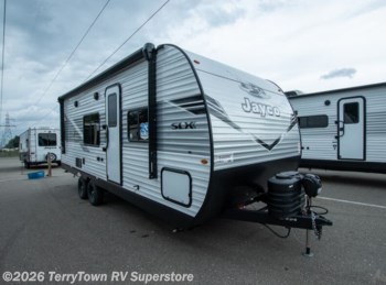 New 2026 Jayco Jay Flight SLX 225MLS available in Grand Rapids, Michigan