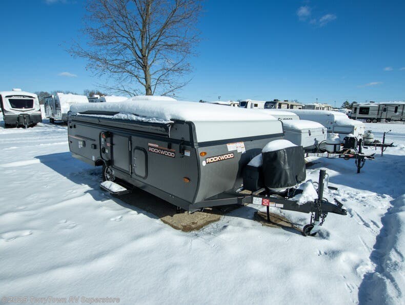 Used 2023 Forest River Rockwood Freedom Series 2318G available in Grand Rapids, Michigan