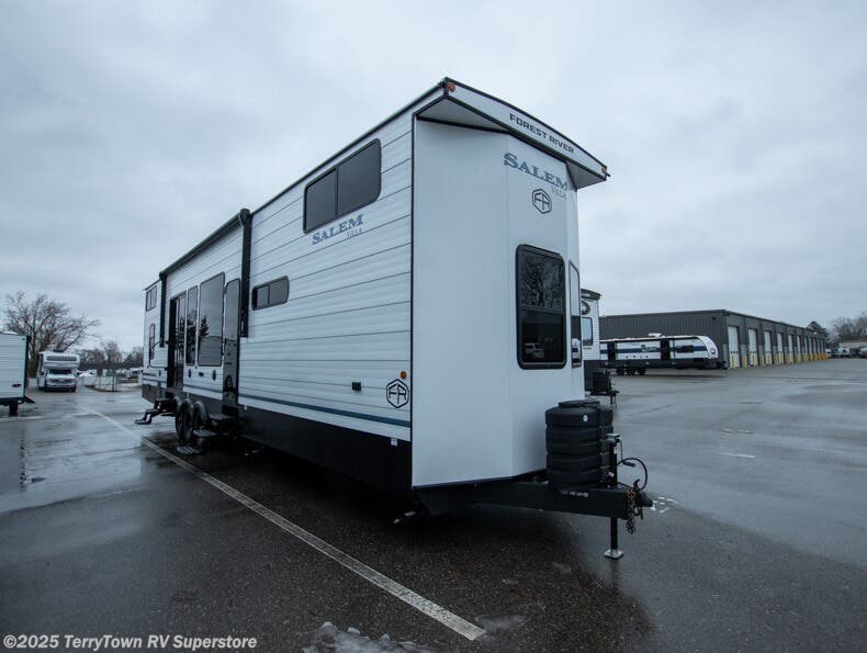 New 2026 Forest River Salem Villa Series 40ZZZ available in Grand Rapids, Michigan