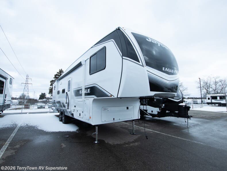 New 2026 Jayco Eagle HT 31QCD available in Grand Rapids, Michigan