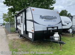 Used 2016 Keystone Springdale Summerland 1700FQ available in Grand Rapids, Michigan